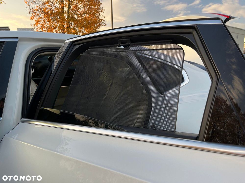 Volvo S90 B5 D AWD Inscription - 38