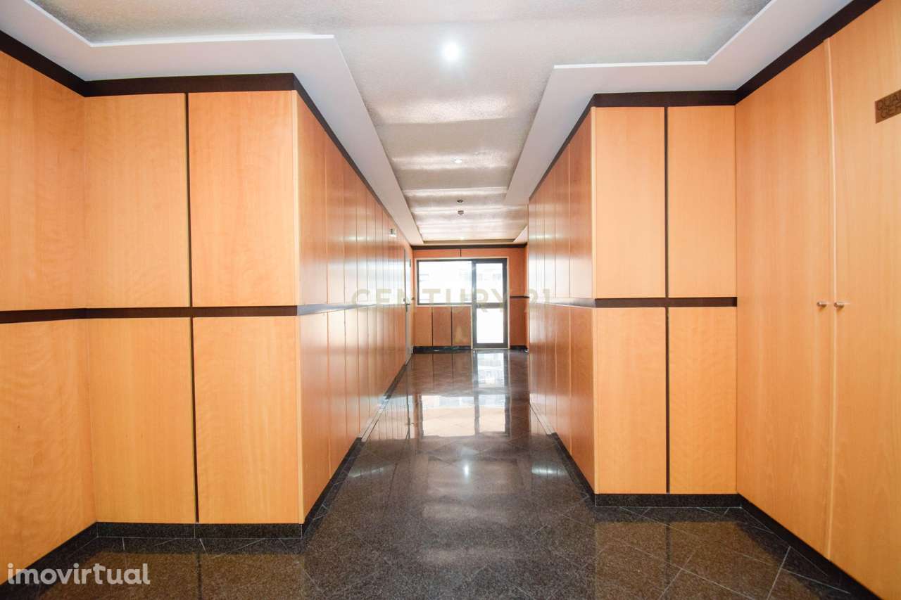 Moderno Apartamento T2 em Odivelas, Lisboa - Grande imagem: 2/33