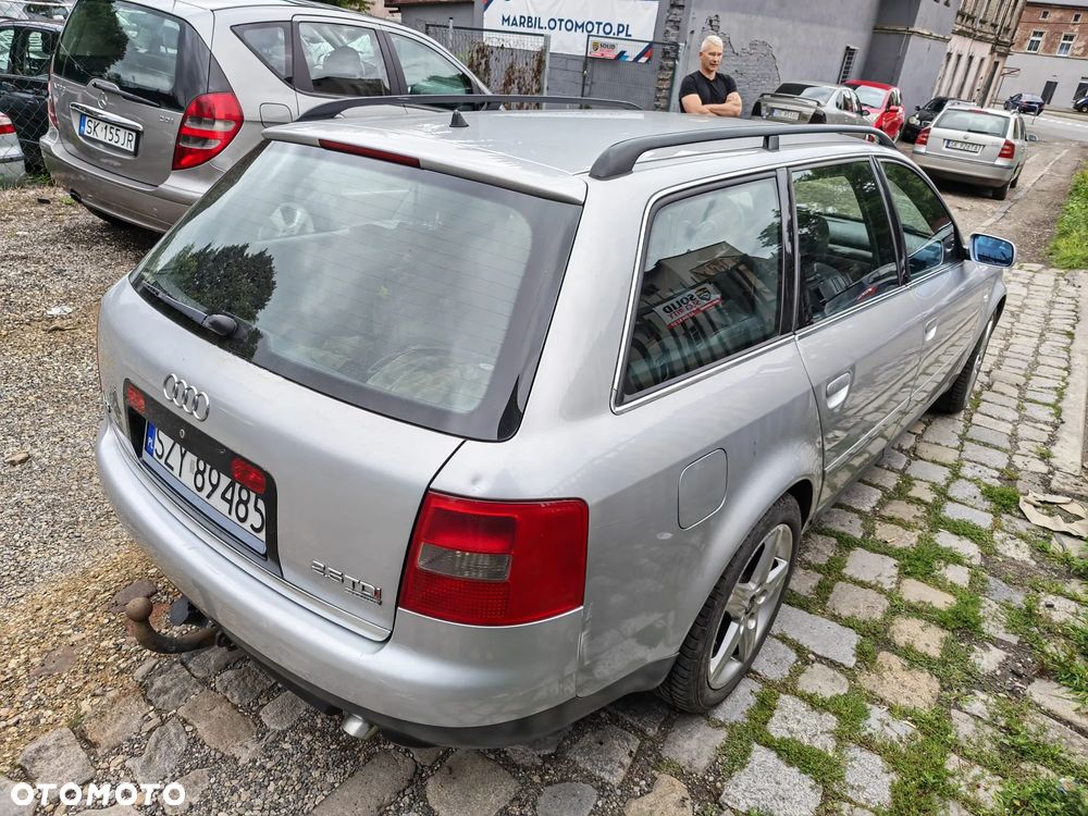 Audi A6 Avant 2.5 TDI quattro - 4