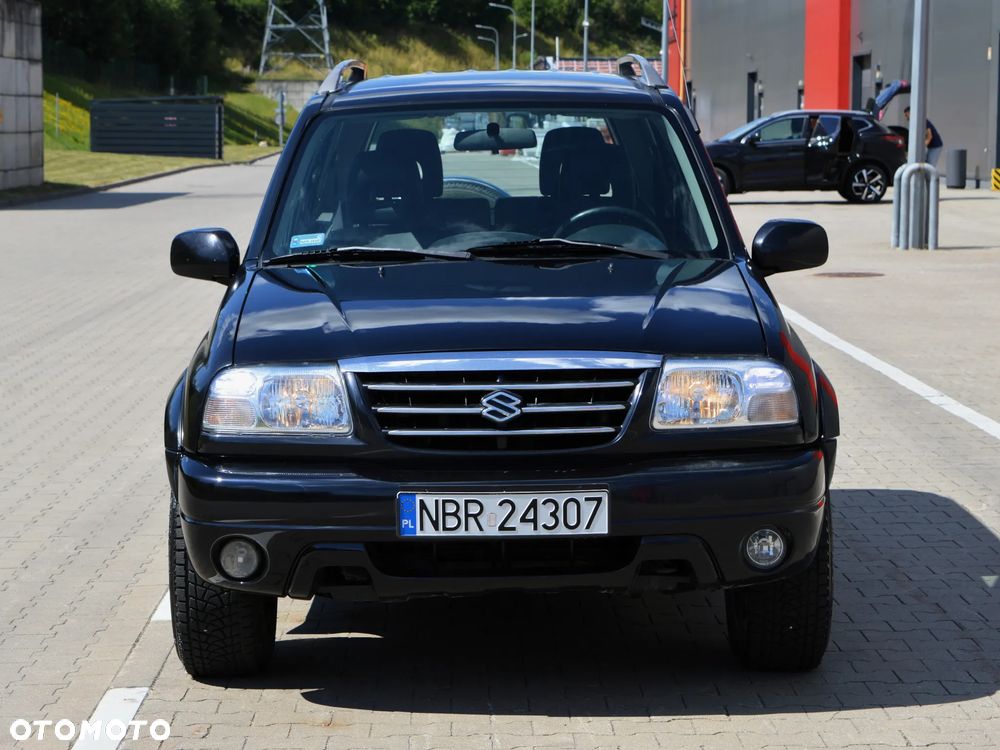 Suzuki Grand Vitara 2.0 - 36
