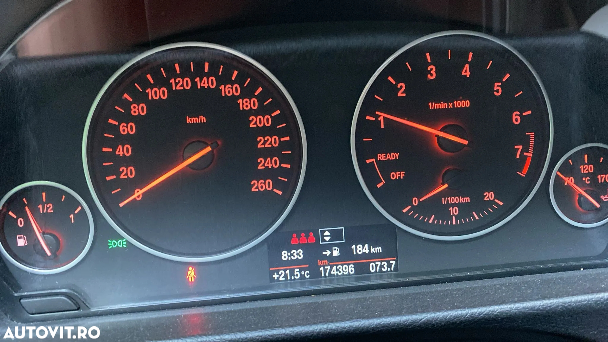 BMW Seria 3 318i - 8