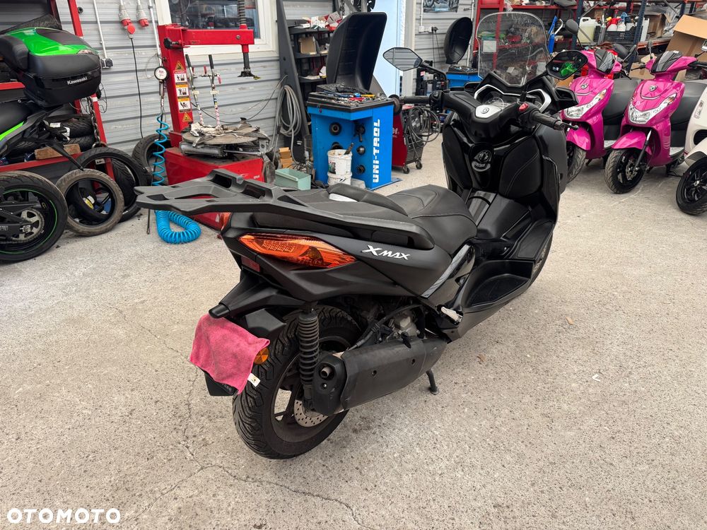 Yamaha X-max - 6
