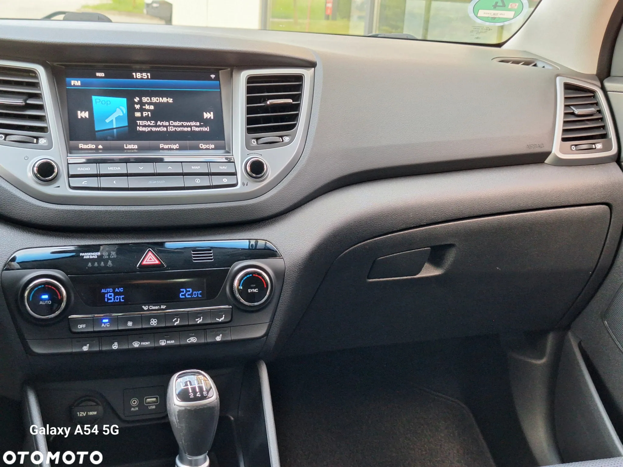 Hyundai Tucson blue 1.7 CRDi 2WD Intro Edition - 26