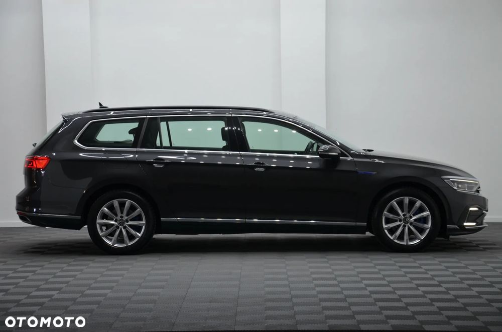 Volkswagen Passat 1.4 TSI DSG GTE - 3