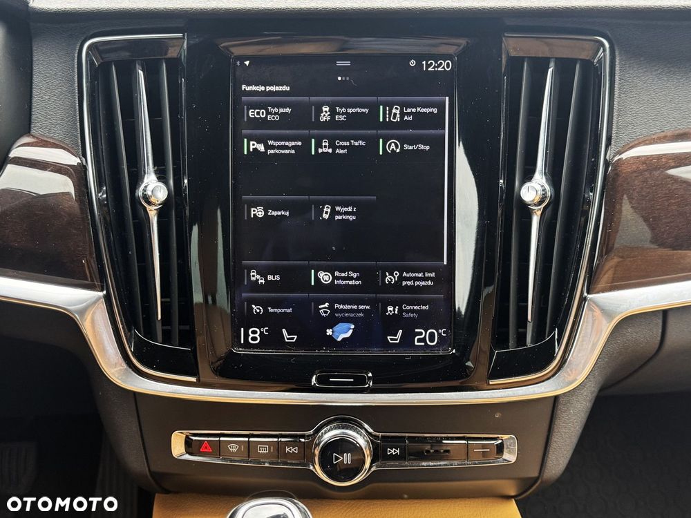 Volvo S90 - 15