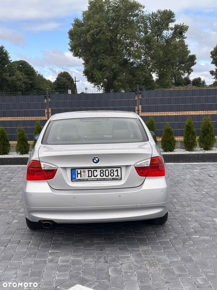 BMW Seria 3 - 14