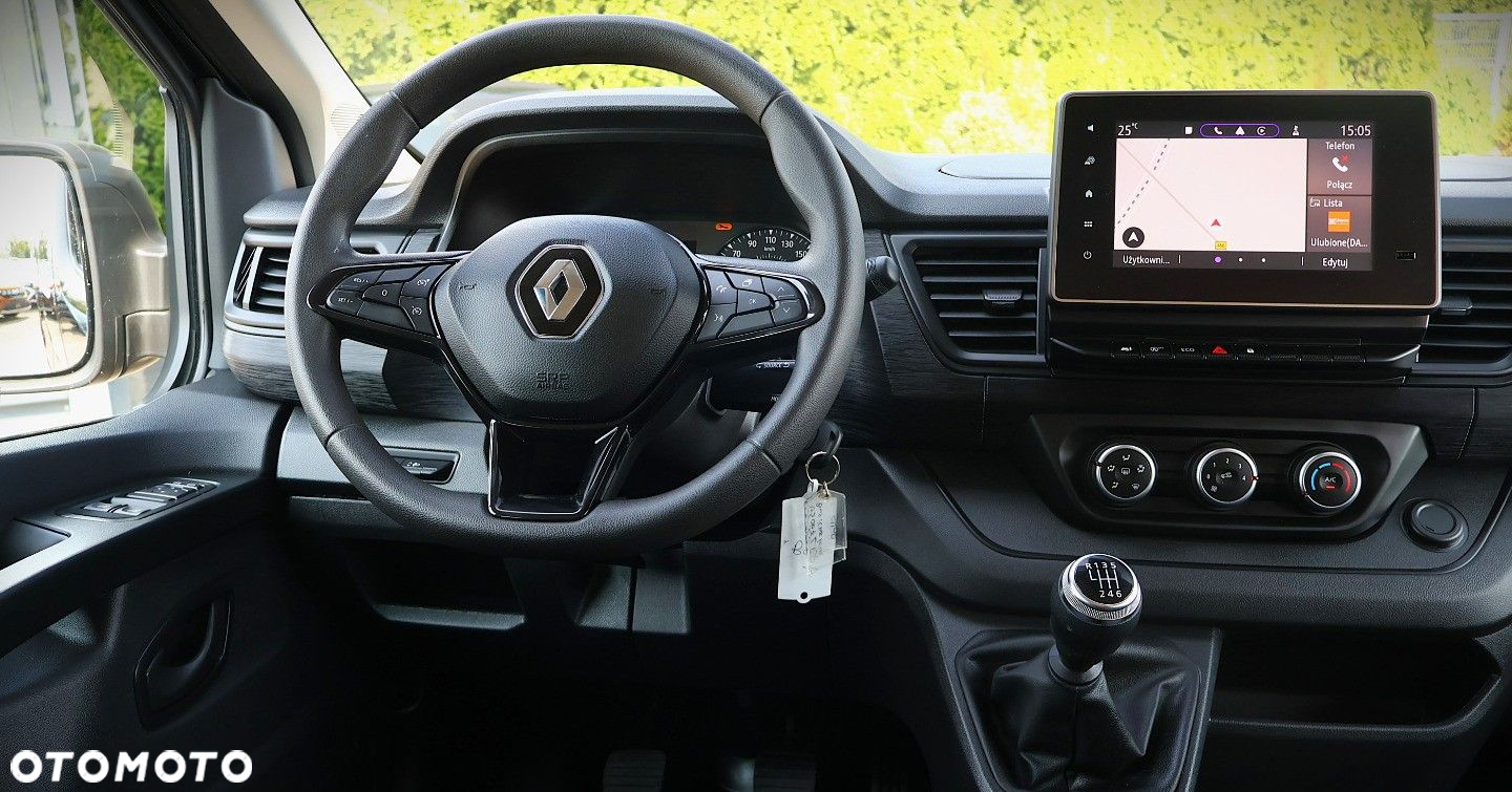 Renault Trafic - 12