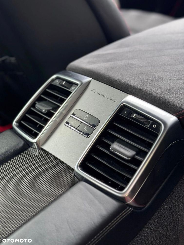 Porsche Panamera - 10
