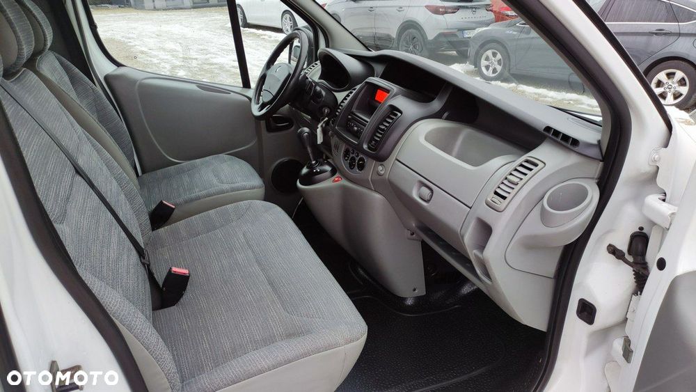 Renault Trafic - 6