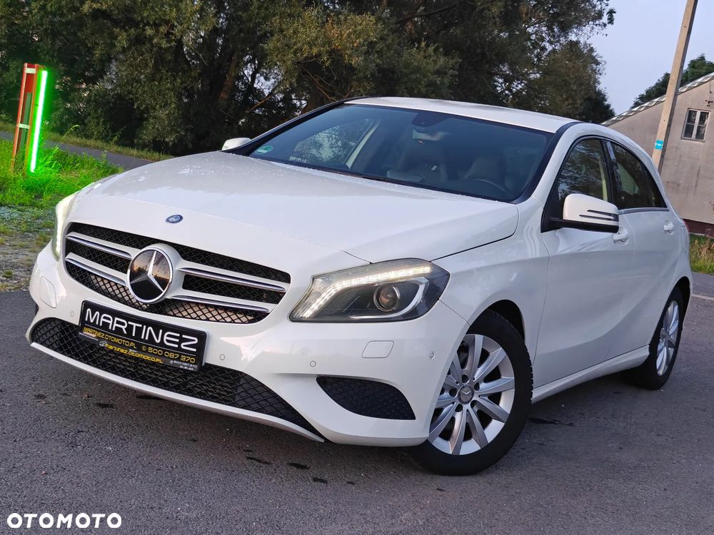 Mercedes-Benz Klasa A 180 7G-DCT 2Style - 36