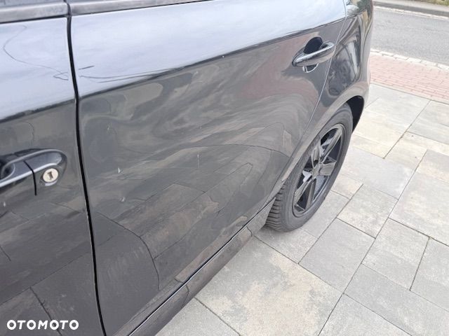 BMW Seria 1 118d - 8