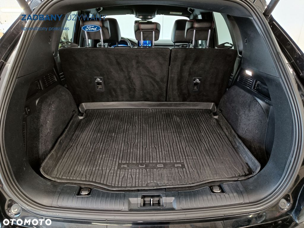 Ford Kuga - 8
