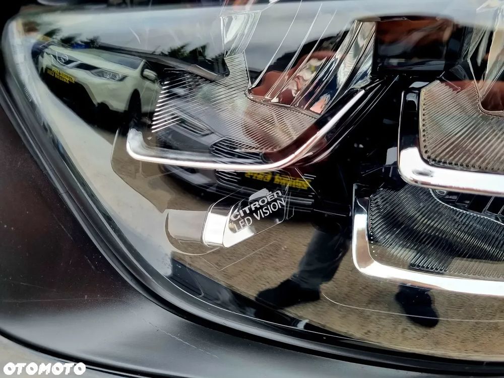 Citroën C3 1.2 PureTech Shine - 9