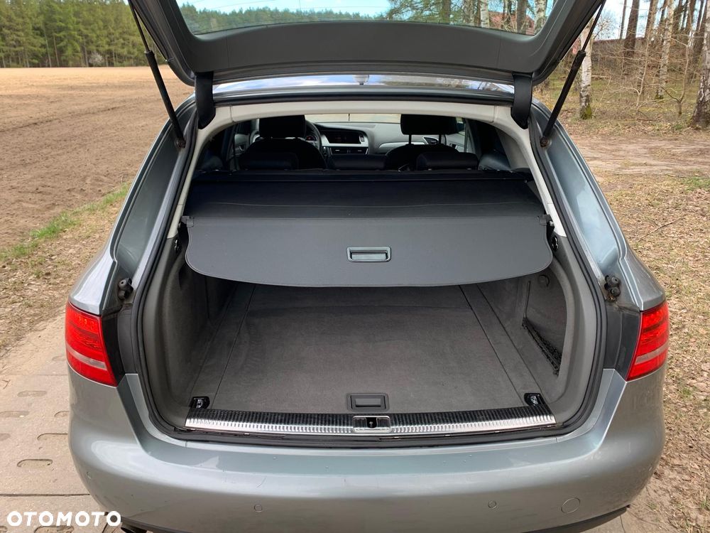 Audi A4 Avant 2.0 TDI Limited Edition - 11