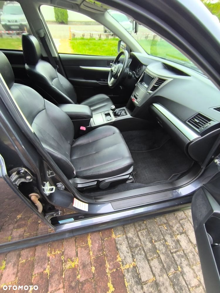 Subaru Legacy 2.0D Exclusive - 15