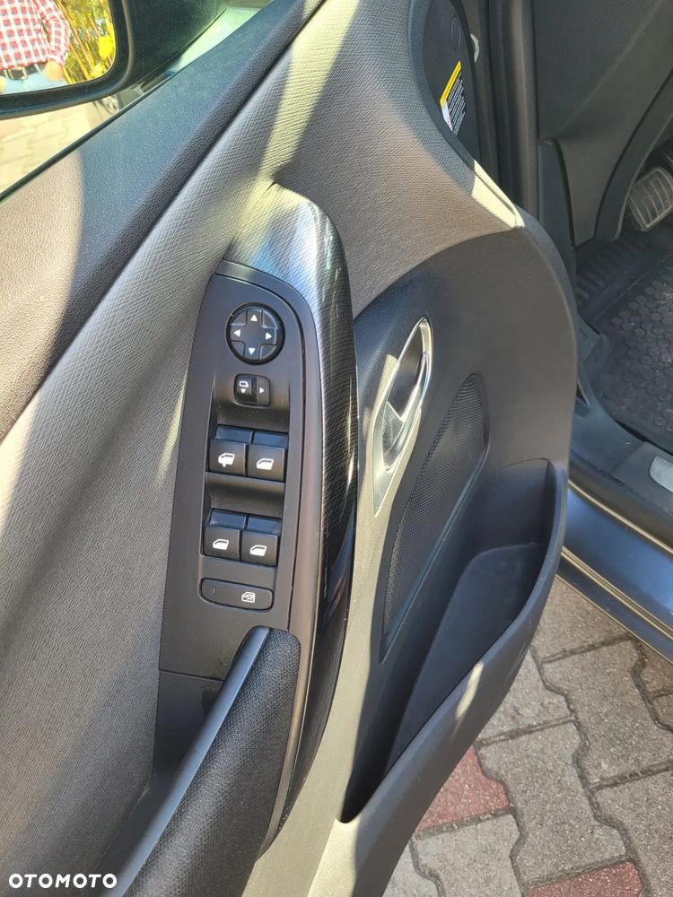 Citroën C4 Grand Picasso - 25