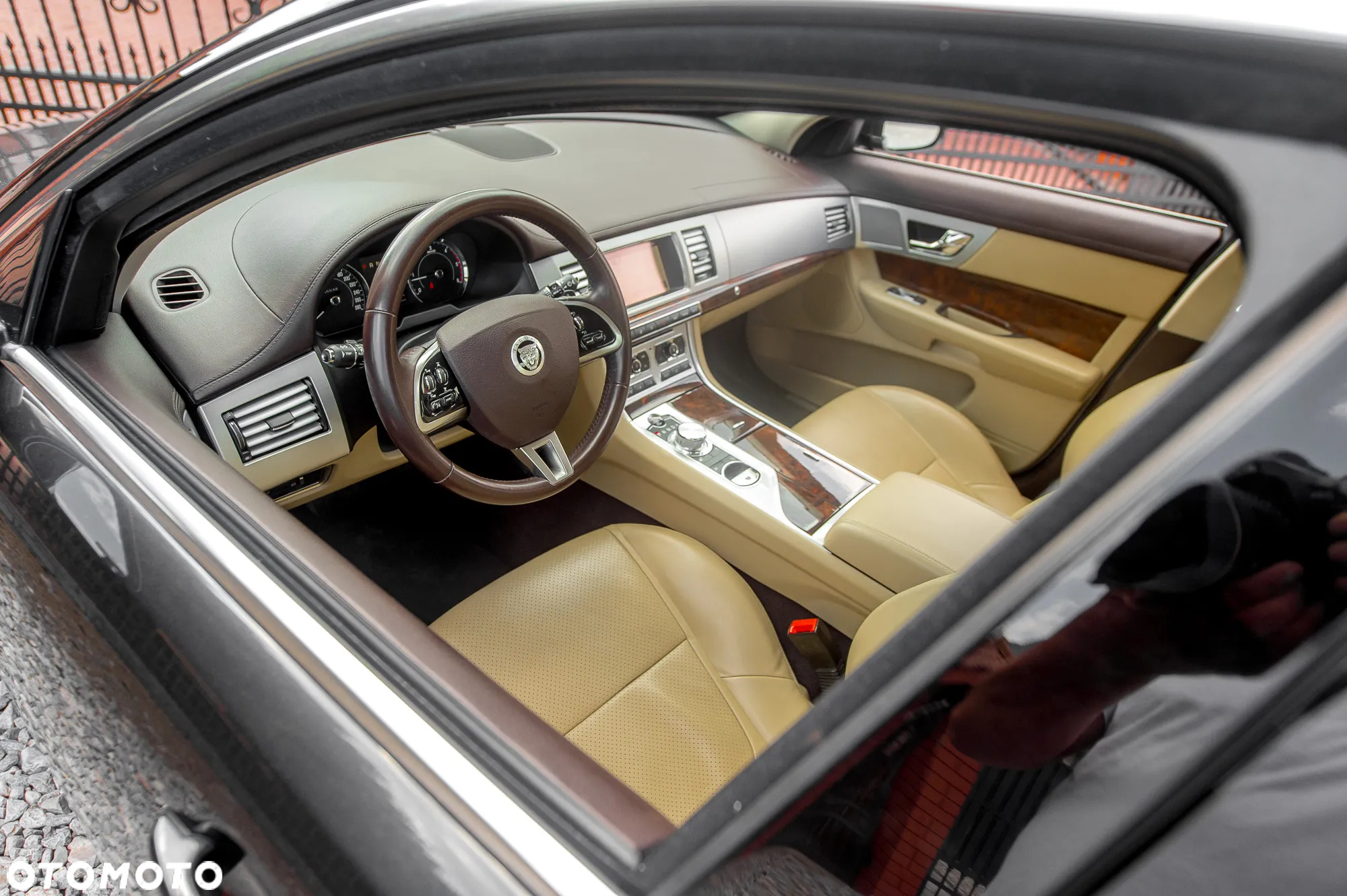 Jaguar XF 3.0 V6 Diesel S Luxury - 16