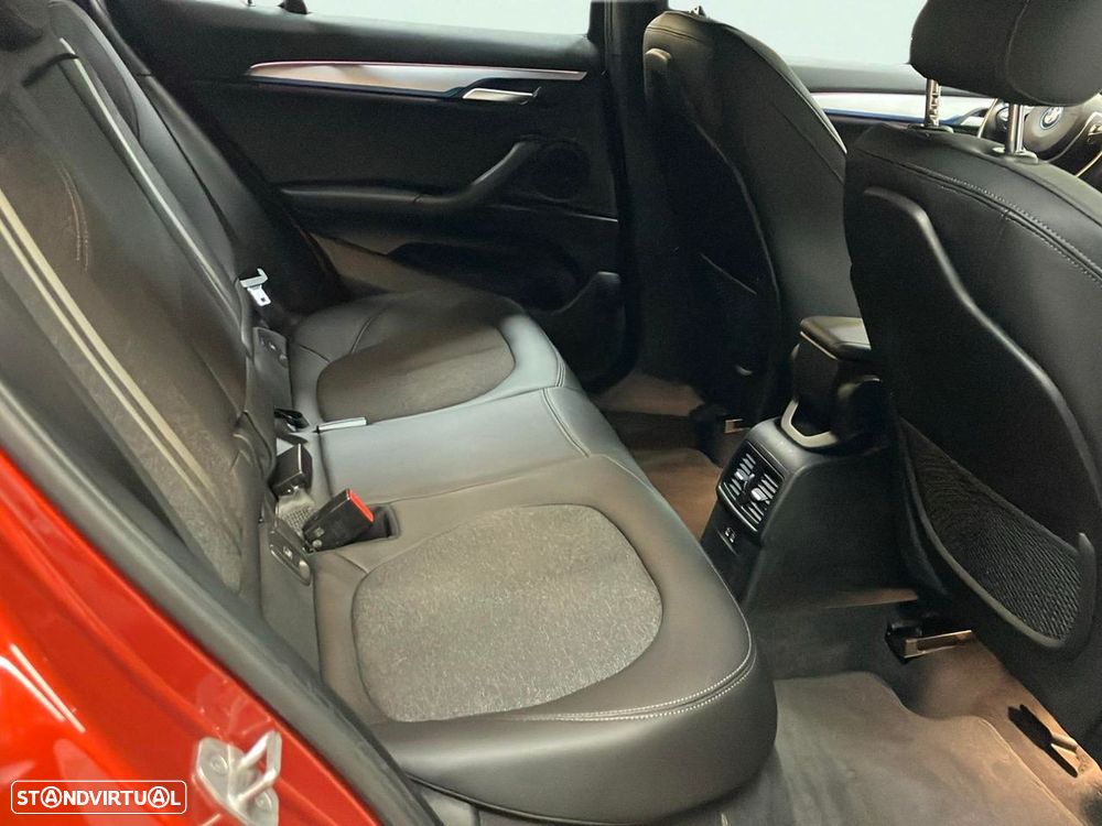 BMW X2 25 e xDrive Pack M - 17