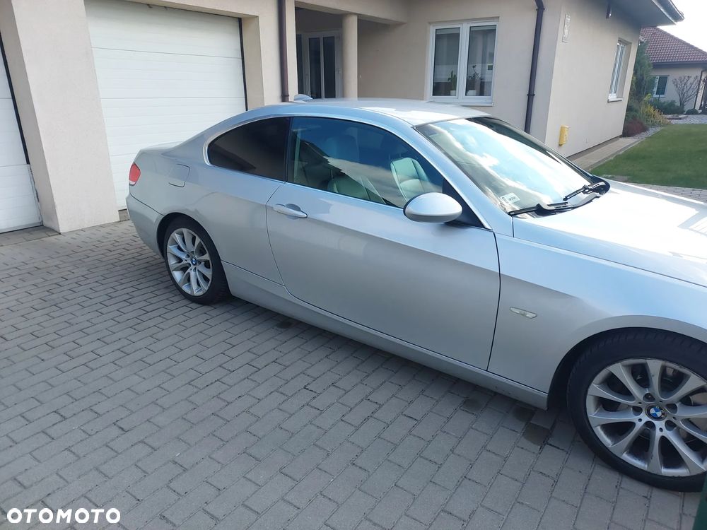 BMW Seria 3 330xd - 2