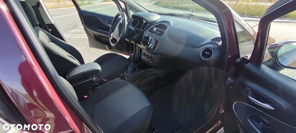 Fiat Punto 1.4 Easy S&S - 31