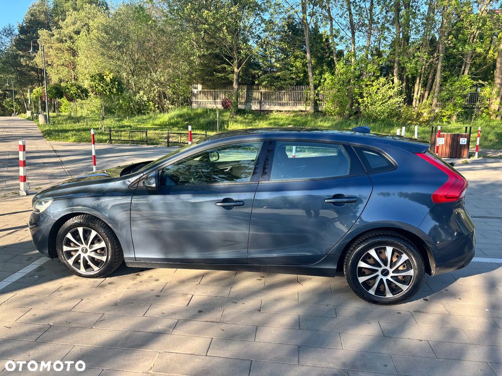 Volvo V40 D2 Drive-E Momentum - 5