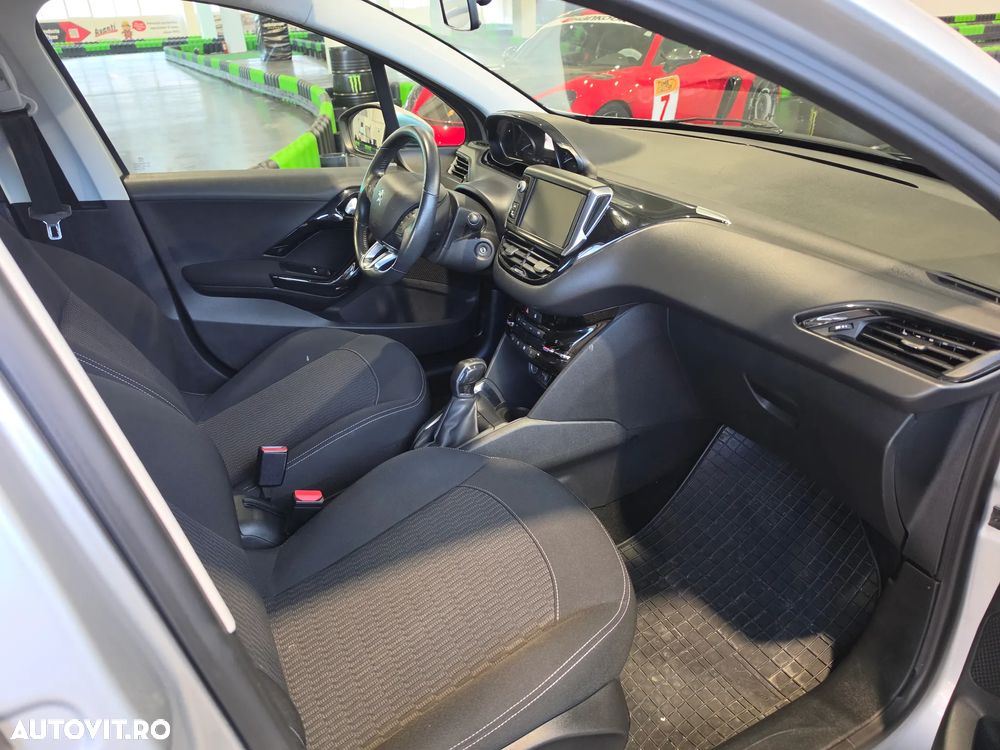Peugeot 208 1.6 BlueHDi FAP Style - 13
