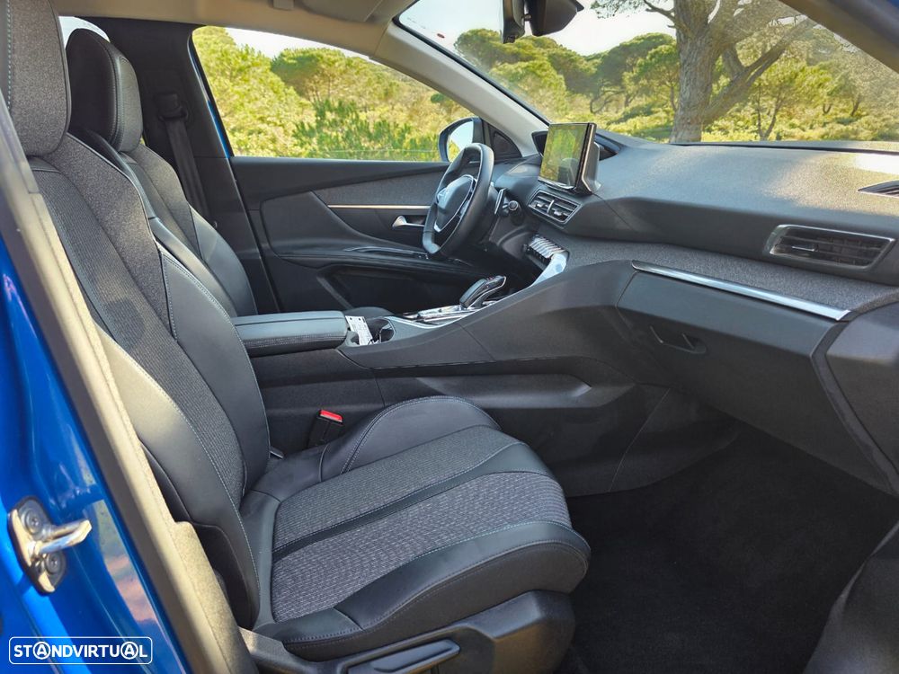 Peugeot 3008 1.6 Hybrid Allure Pack e-EAT8 - 19