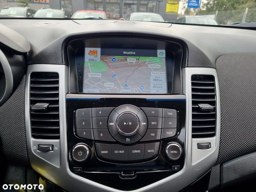 Chevrolet Cruze 1.8 LS - 17