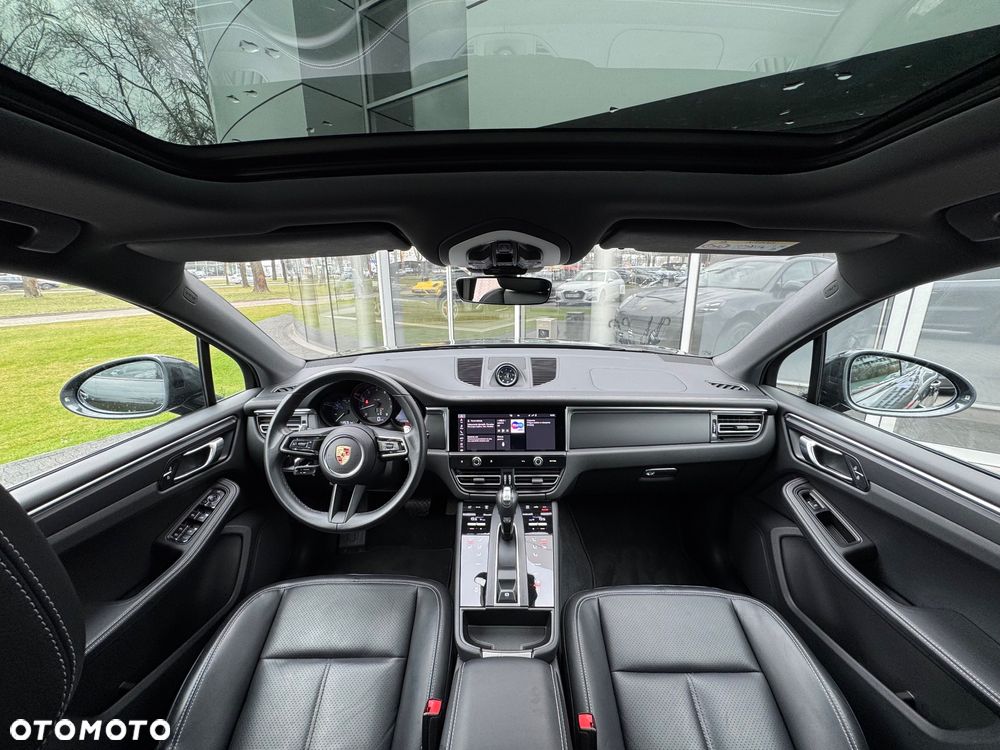 Porsche Macan Standard - 17