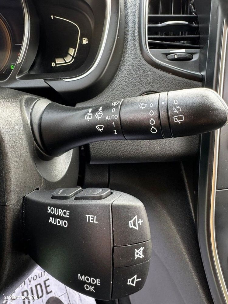 Renault Grand Scénic BLUE dCi 150 Deluxe-Pack LIMITED - 19