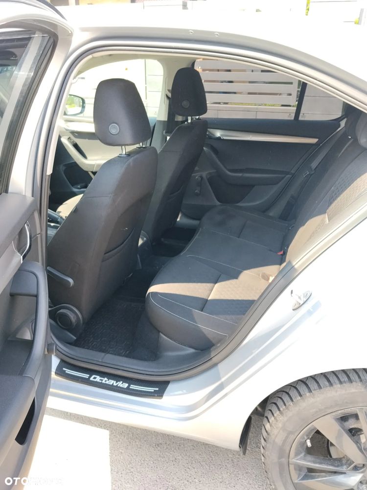 Skoda Octavia 1.2 TSI Drive - 10