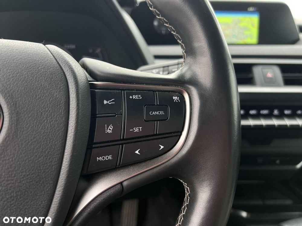 Lexus UX 200 Prestige 2WD - 24