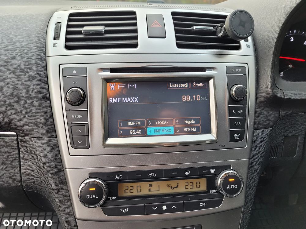 Toyota Avensis 2.0 D-4D Sol - 12