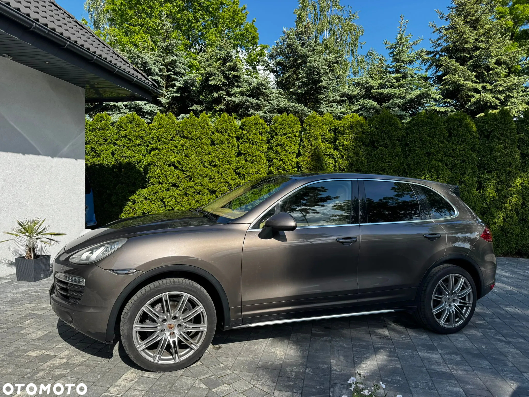 Porsche Cayenne - 4