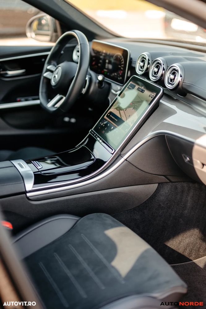 Mercedes-Benz C 300 e 9G-TRONIC AMG Line - 26