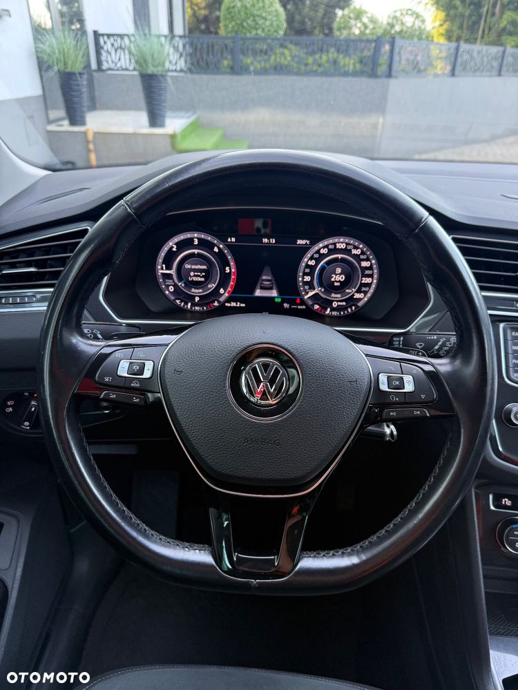 Volkswagen Tiguan 2.0 TDI SCR 4MOTION (BlueMotion Techn.) DSG Highline - 24