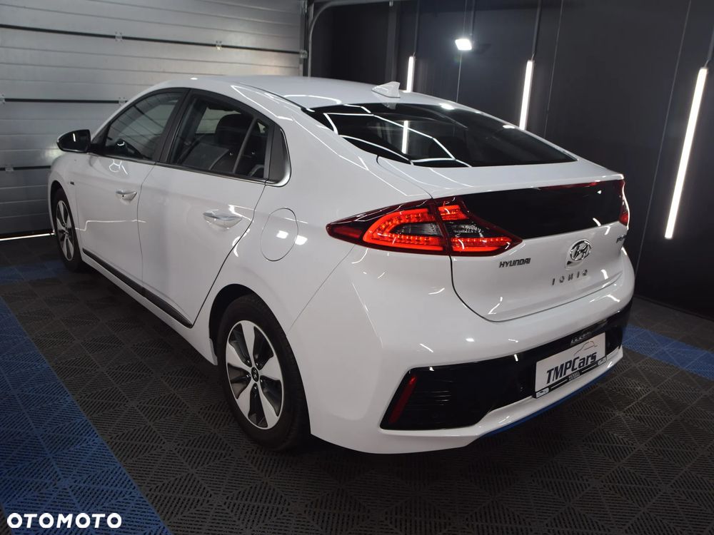 Hyundai IONIQ 1.6 GDI Style - 38
