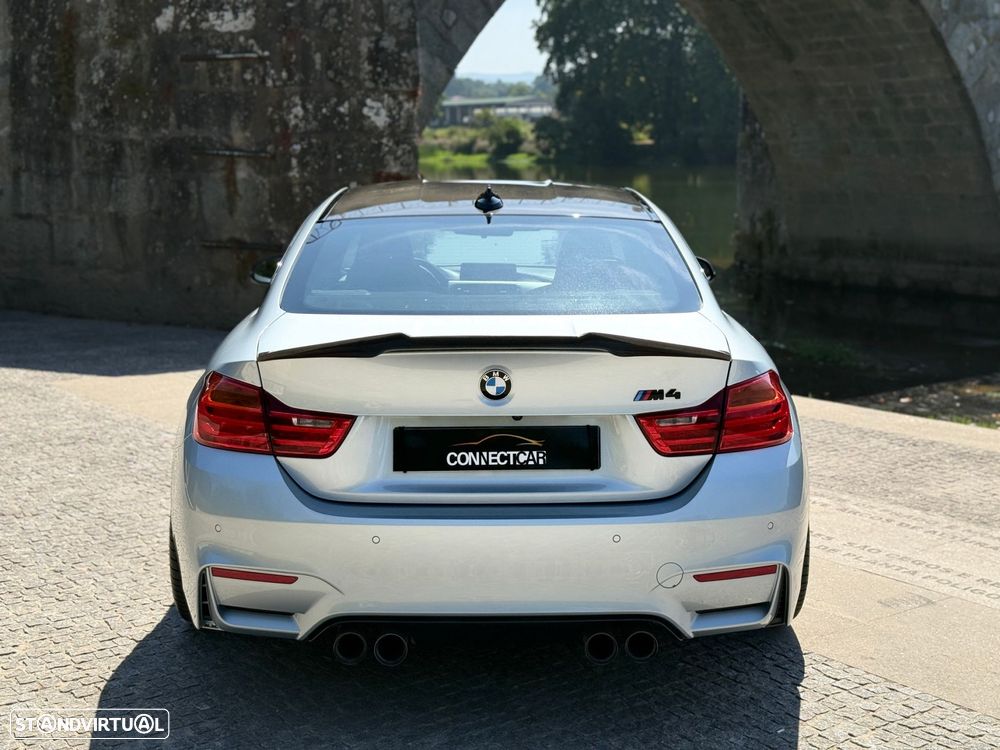 BMW M4 DKG - 10
