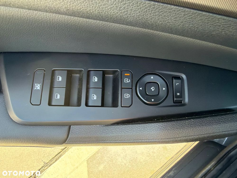 Kia Sportage 1.6 T-GDI Business Line 4WD DCT - 23
