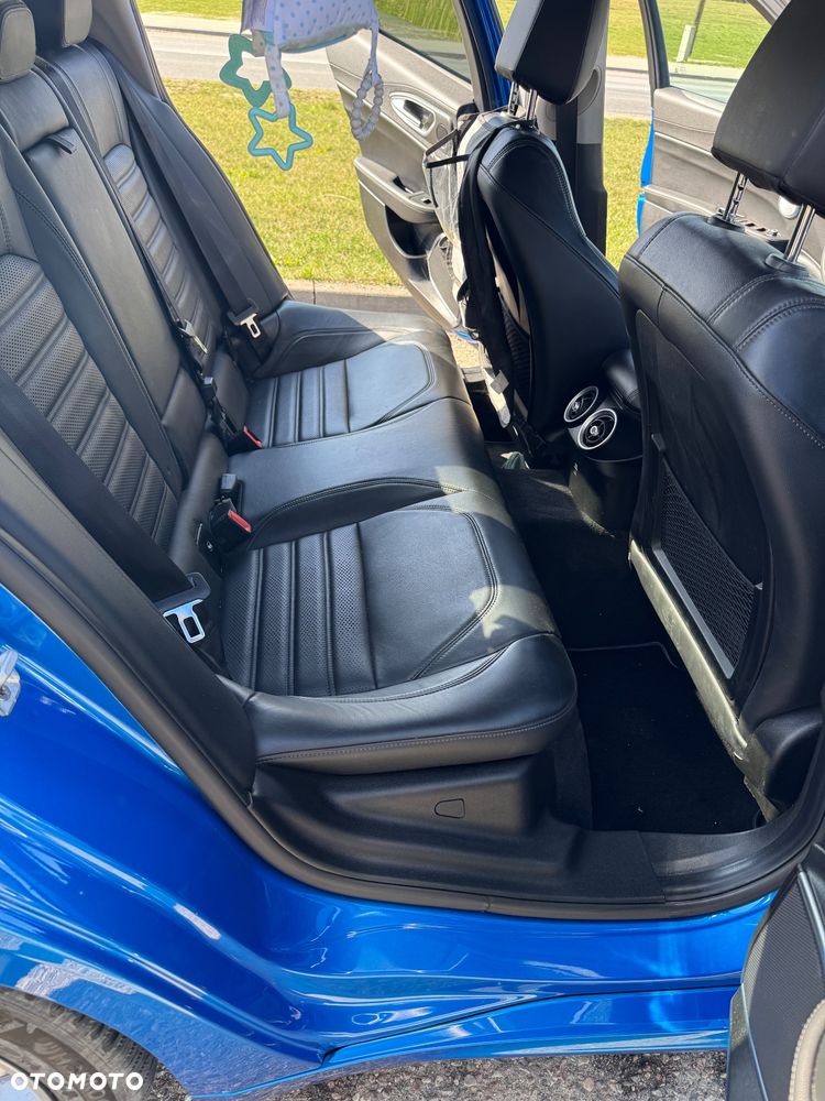 Alfa Romeo Giulia 2.0 Turbo Veloce Q4 - 4