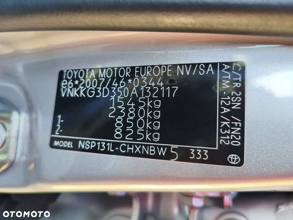 Toyota Yaris 1.5 20th Anniversary CVT - 34