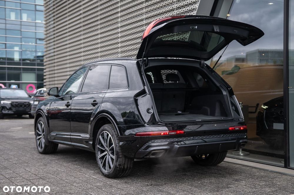 Audi Q7 - 8
