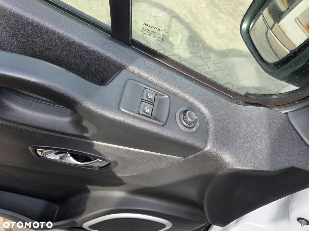 Opel Vivaro L1H1 2,7t Edition - 12