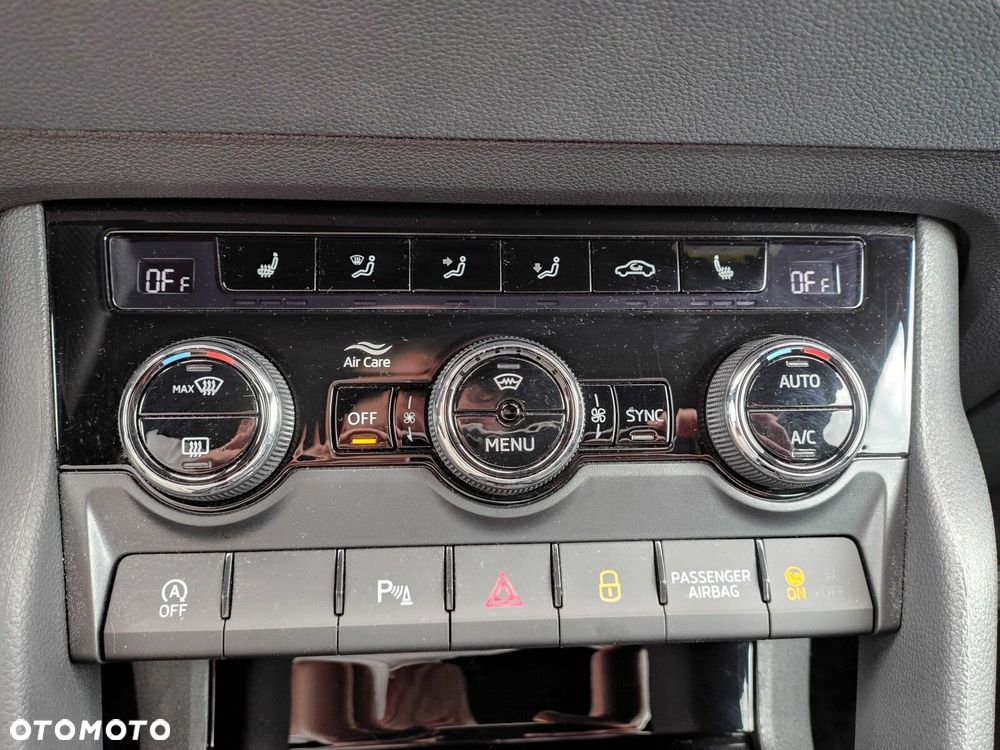 Skoda Karoq 2.0 TSI 4x4 Sportline DSG - 35