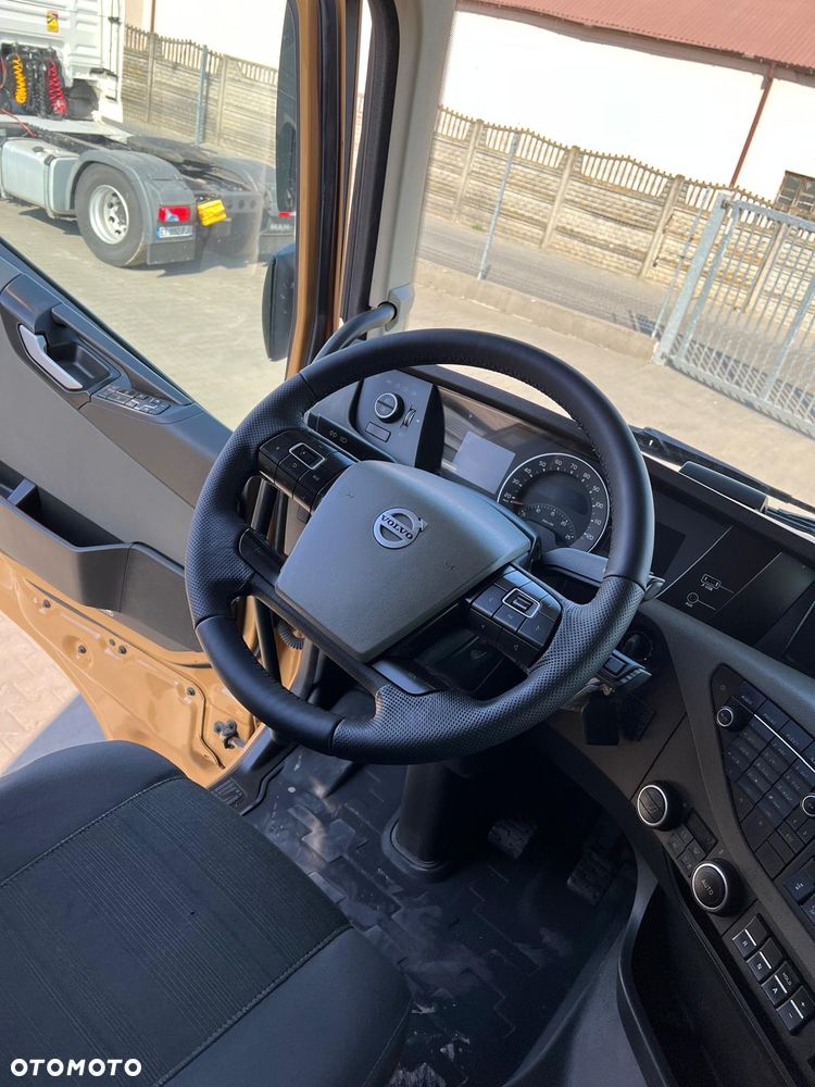 Volvo fh4 460 bogate wyposażenie 2020 opony 70 wron-pol - 31