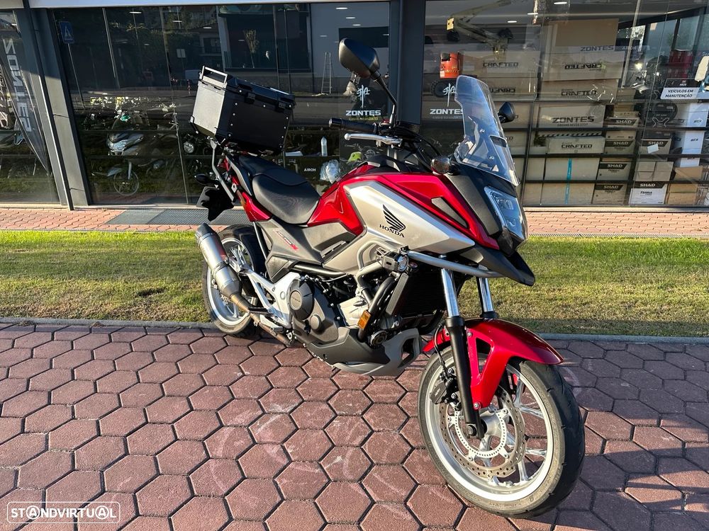 Honda NC750X Escape leovince apenas 6754 km  1 dono - 4