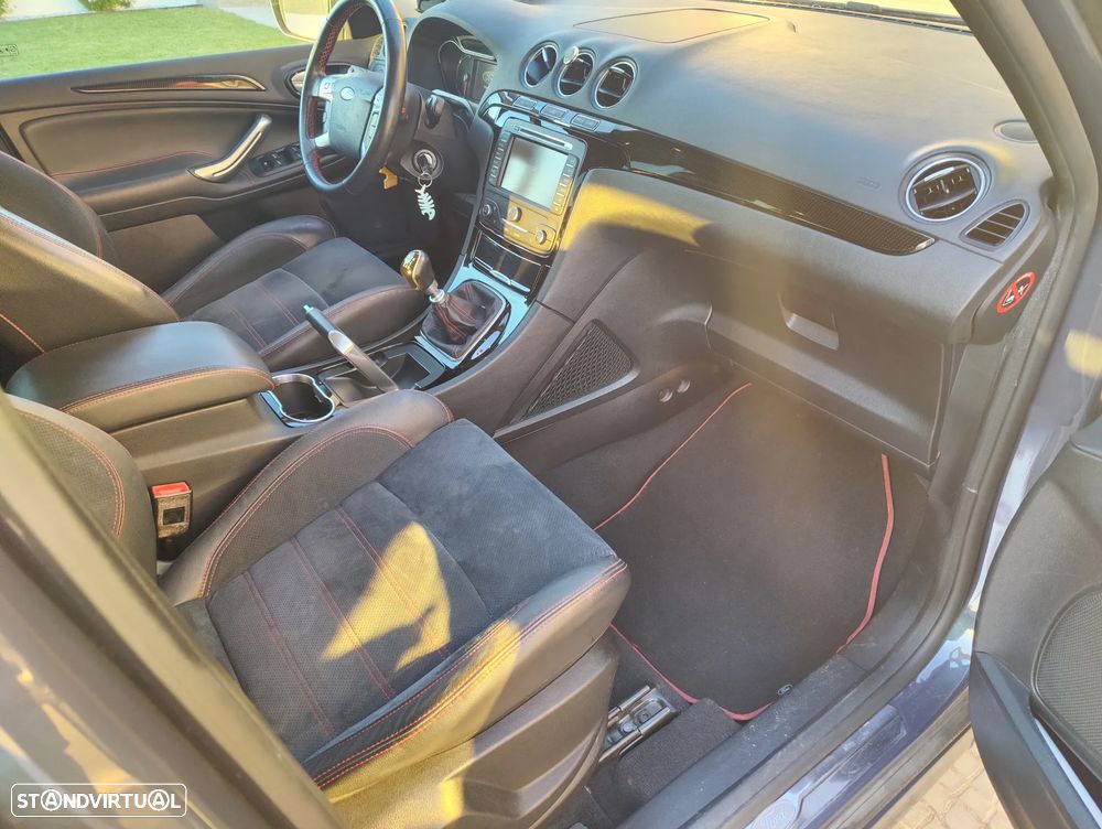 Ford S-Max 2.0 TDCi Titanium 7L - 11