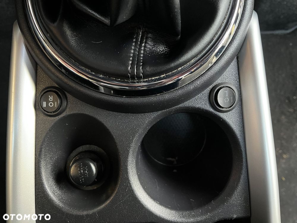 Mitsubishi ASX 1.8 DI-D 2WD Intense - 18