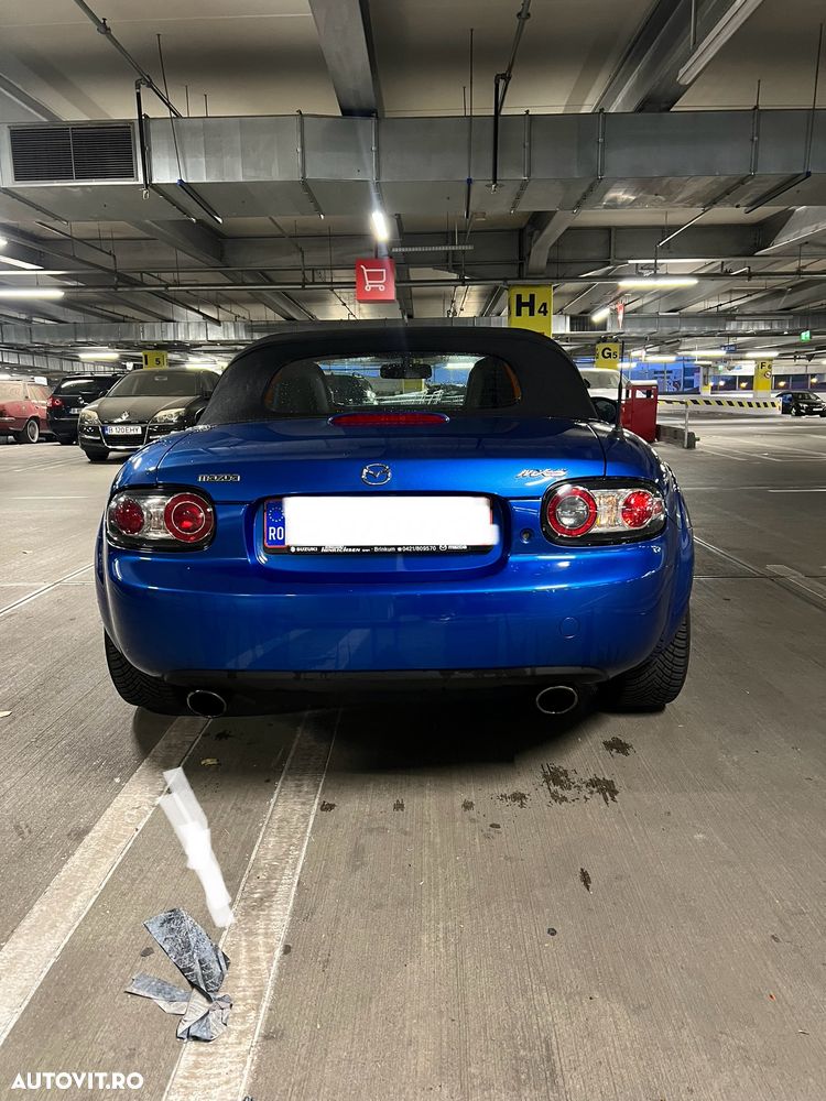 Mazda MX-5 1.8i RC REVOLUTION - 4