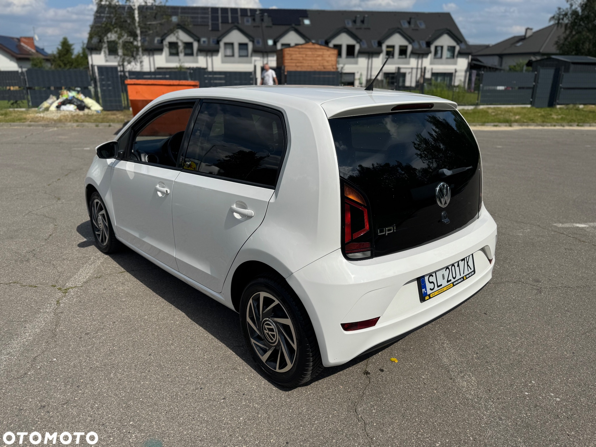 Volkswagen up! sound - 6